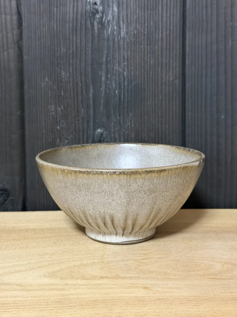 灰釉の鉢